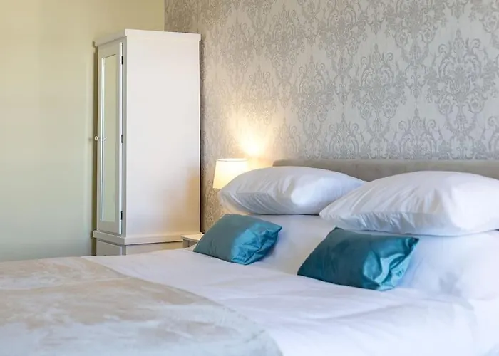 Cosy, Boutique Kirkby Lonsdale