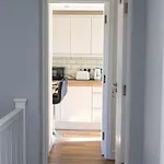 Cosy, Boutique